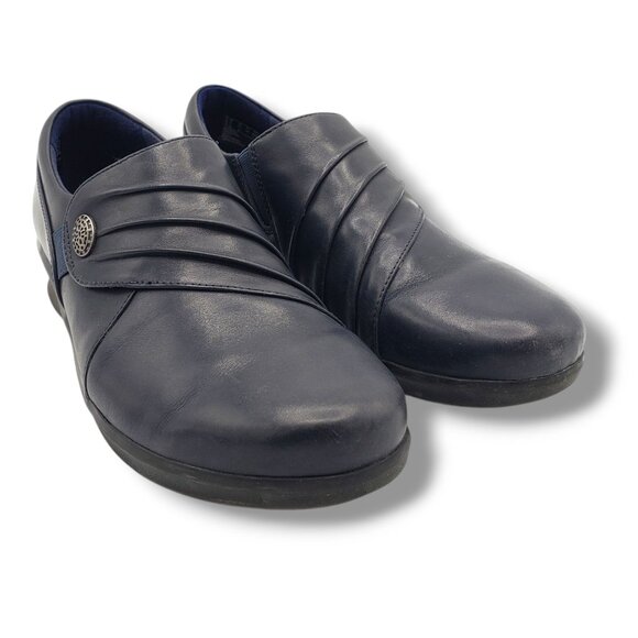 Clarks Collection Hope Roxanne Loafers Womens 7.5 Blue Leather Slip On - Picture 2 of 9